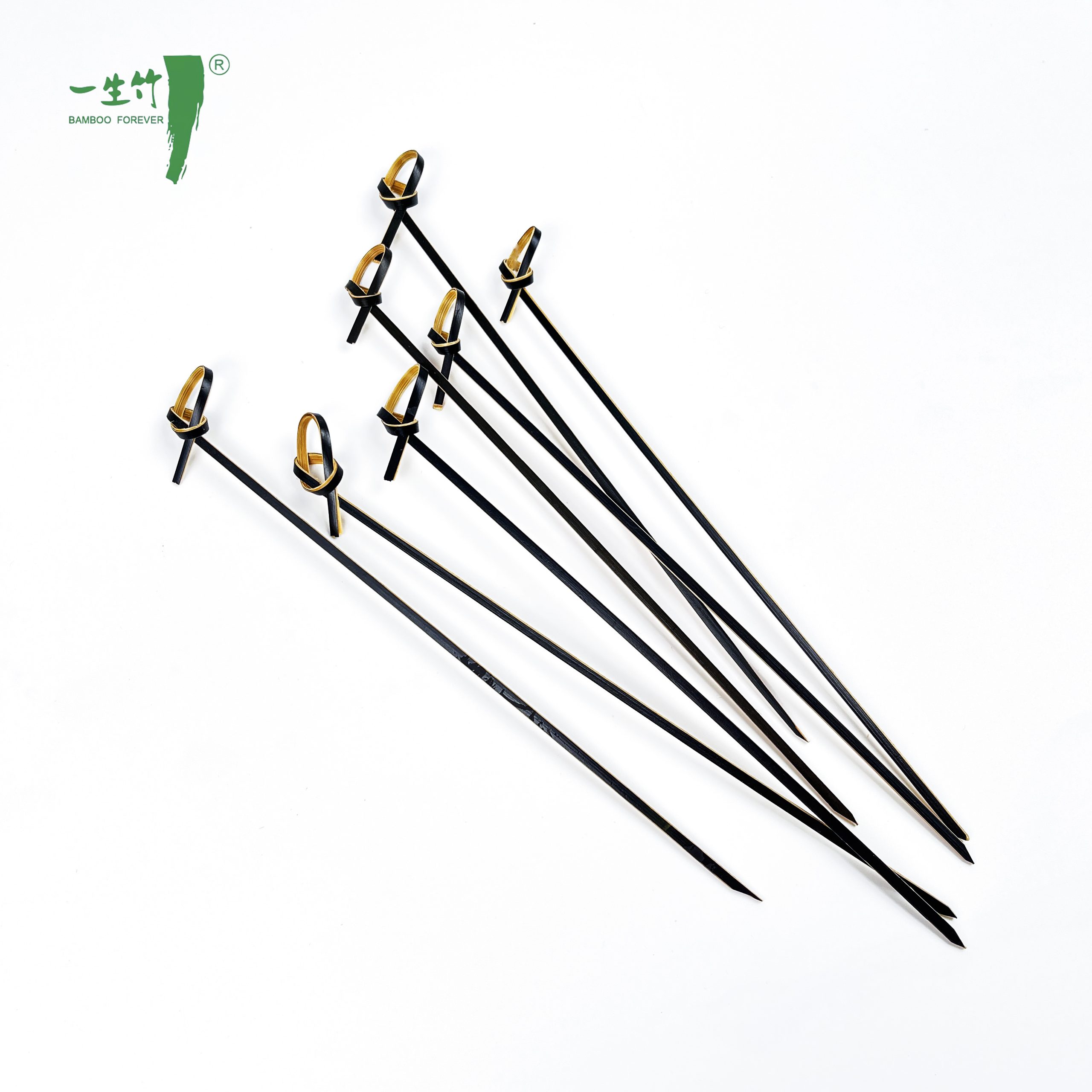 “Bambus-Knotenspieße: Einweg-Essstäbchen aus Öko-Material für Party-Häppchen”